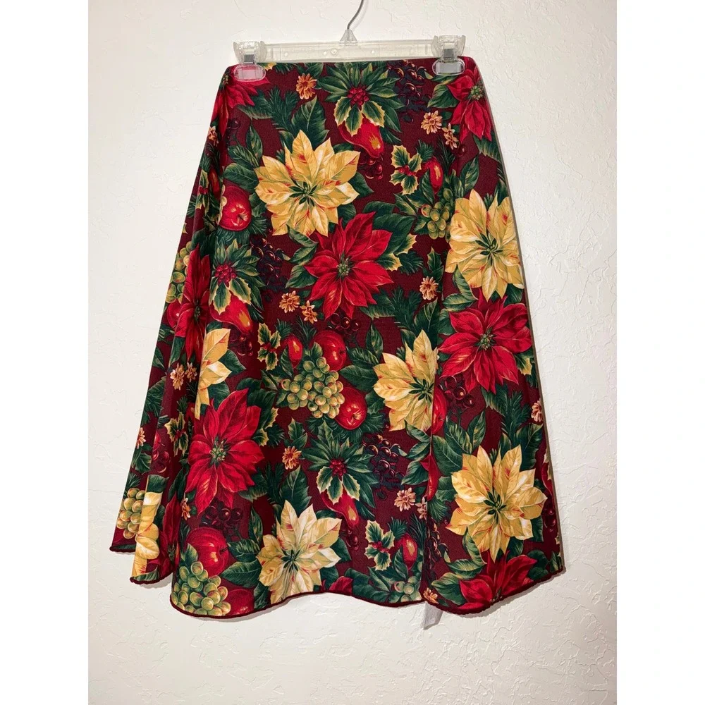 Vintage Hallmark Fashion Industries Christmas Poinsettia Fruit Round Tablecloth